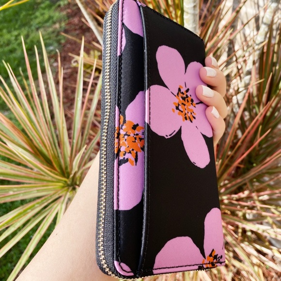 BUNDLE❤️❤️ Kate Spade floral backpack & wallet - Picture 6 of 8